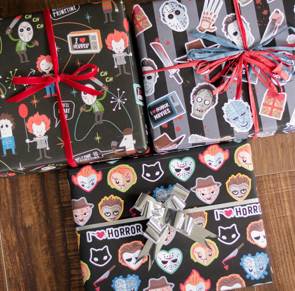 Horror Killer Christmas Gift Wrap – Spooky Cat Press