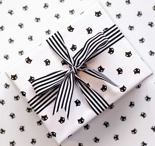 Black Wildflower Wrapping Paper, Wildflower Gift Wrapping, Black Wrapping  Paper, Matte Black, Vintage Gift Wrapping, Unique Wrapping Paper 